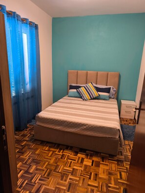 3 chambres, fer et planche Ă repasser, Wi-Fi gratuit, draps fournis