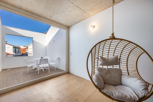 Holiday Home 'Olinda House' with Private Terrace and Air Conditioning