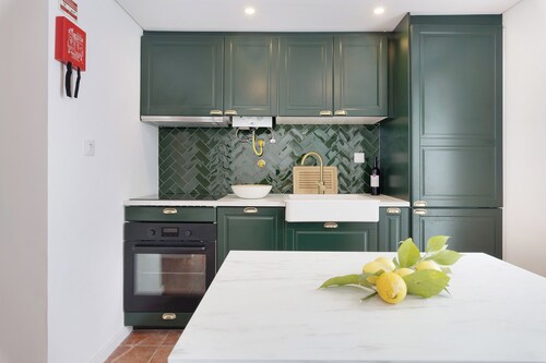 Holiday Home 'Casa Da Praia' with Private Terrace, Balcony and Wi-Fi