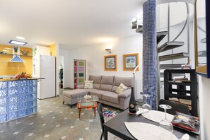 Interior - Holiday Apartment "Vacacional Puerto del Carmen" with Sea View, Terrace & Wi-Fi (PUERTO DEL CARMEN)