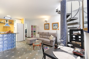 Interior - Holiday Apartment "Vacacional Puerto del Carmen" with Sea View, Terrace & Wi-Fi (PUERTO DEL CARMEN)