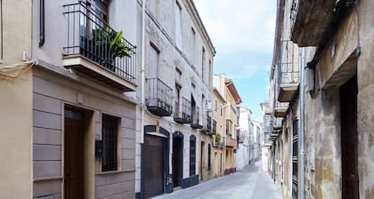 Vacation Home "Caldereros 11" with Private Terrace, A/C & Wi-Fi