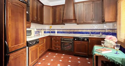 Casa de vacaciones "Caldereros 11" con terraza privada, aire acondicionado y Wi-Fi
