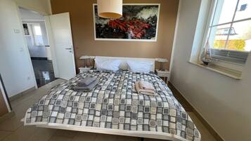 1 Schlafzimmer, Zimmersafe, Bügeleisen/Bügelbrett, Reisekinderbett