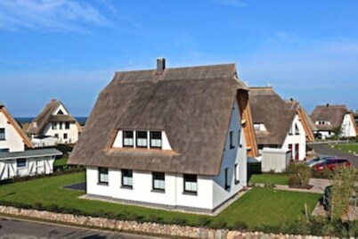 5 star vacation apartment according to DTV - pure luxury only 200m from the beach - WLAN free of charge