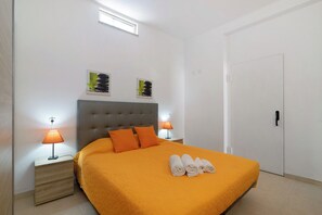 1 camera, ferro/asse da stiro, Wi-Fi gratuito, lenzuola