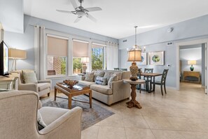 Smart TV, DVD player