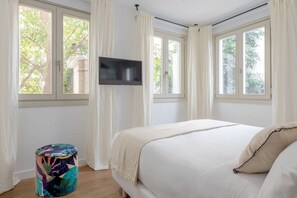 1 bedroom, iron/ironing board, Internet, bed sheets - Hommyhome Tetuán 15 Boutique - 102 (Sevilla)