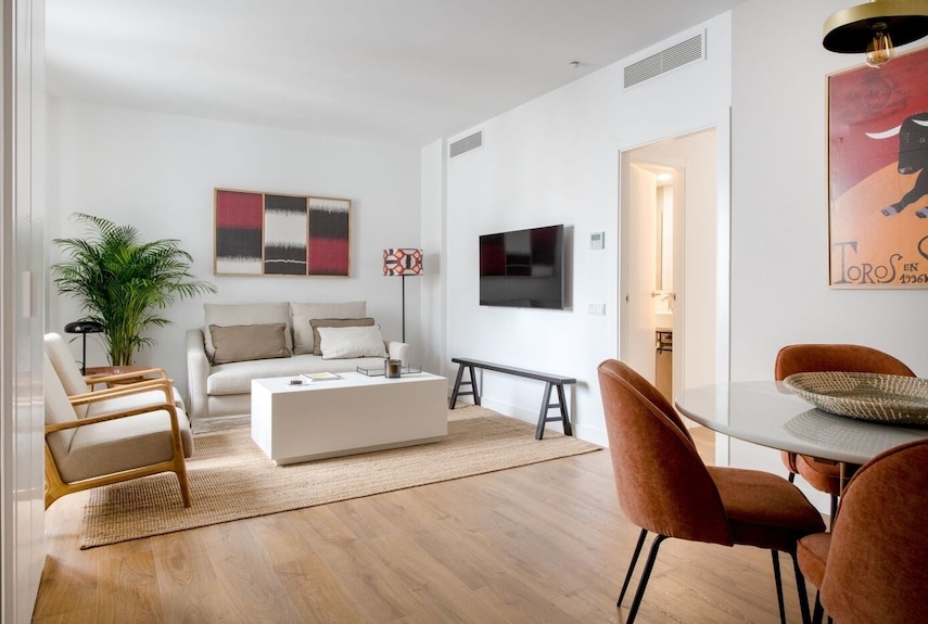 Hommyhome Tetuán 15 Boutique - 203 - Seville