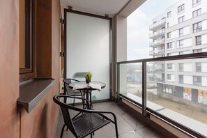 Balcony - Apartments Chopin Airport by Renters (Warsaw)