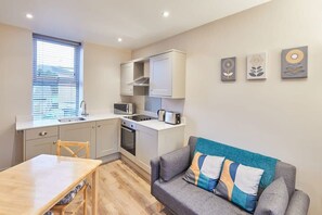 Interior - Host & Stay | Ramblers Retreat (Pateley Bridge)