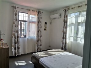 3 Schlafzimmer, Bügeleisen/Bügelbrett, kostenloses WLAN, Bettwäsche