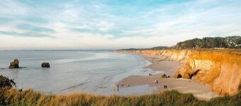 Comfortable house 700m from the beach and 800m from the shops