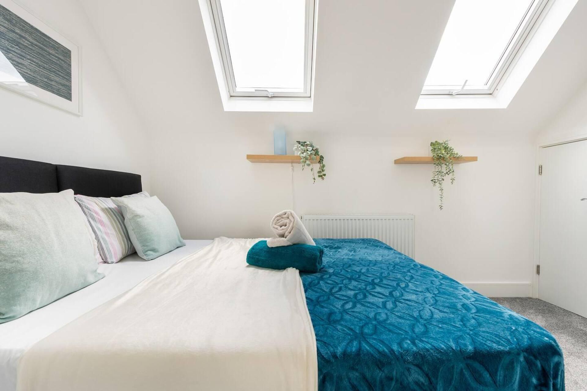 Talo | 2 makuuhuonetta, silitysrauta/-lauta, ilmainen Wi-Fi, vuodevaatteet