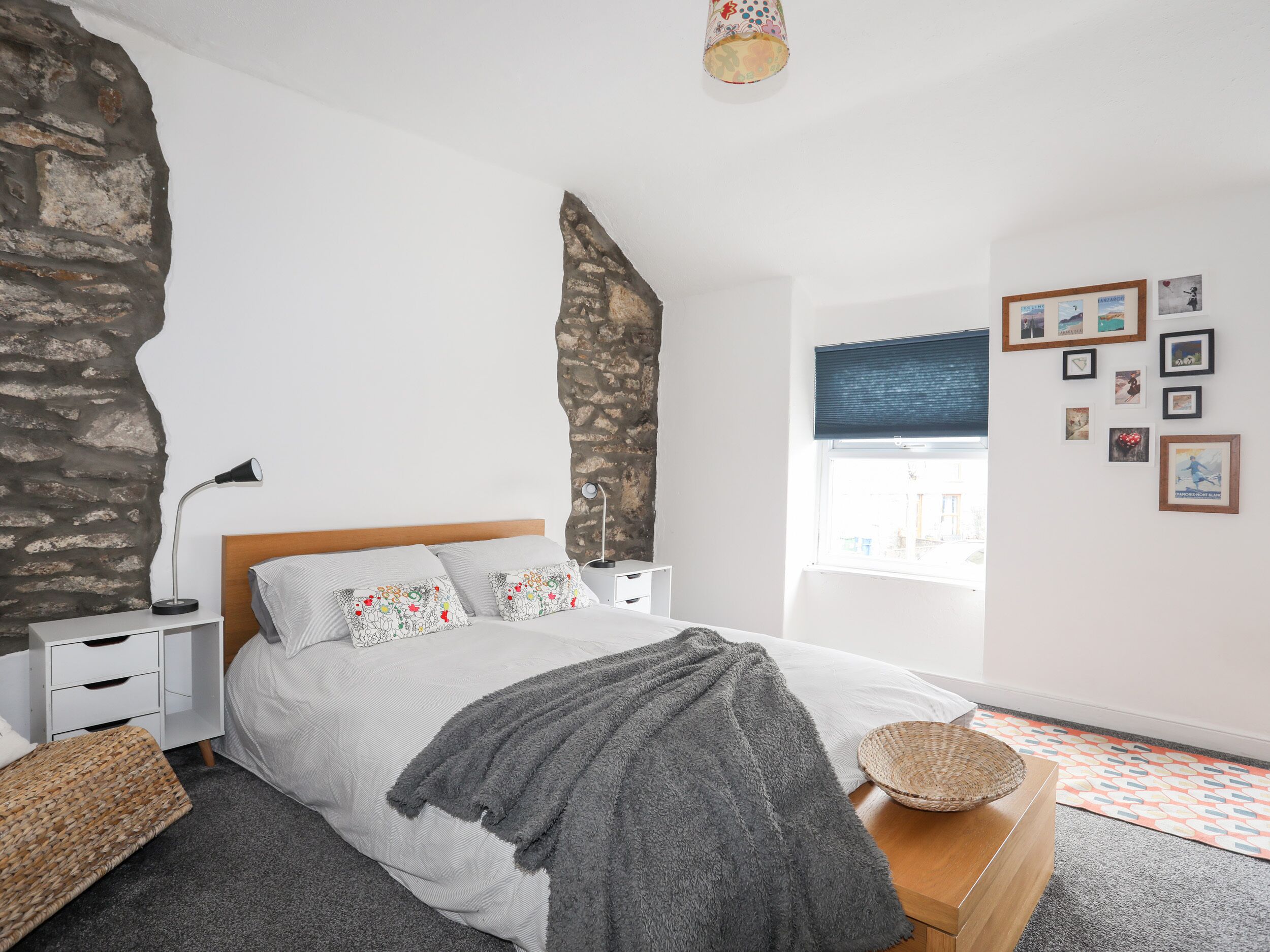 2 bedrooms, individually decorated, individually furnished, free WiFi