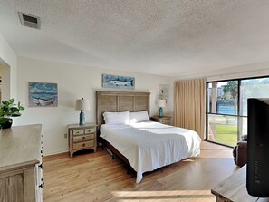 3 soverom, strykejern/-brett, wi-fi og sengetøy