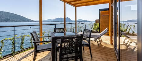 Lägenhet Deluxe - sjöutsikt | Terrass/Patio