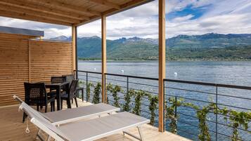 Deluxe Apartment, Lake View | Terrace/patio