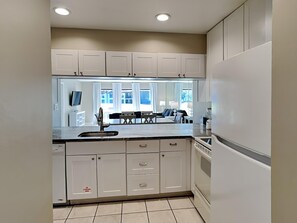 Fridge, microwave, oven, stovetop - Edgewater Villa #609 | Beach + Golf & Tennis! (Panama City Beach)