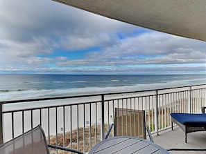 Property grounds - Emerald Beach #633 | Gulf-Front Views + Amenities! (Panama City Beach)