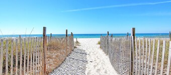 Long Beach II #1202 | Gulf-Front Balcony!