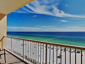 Property grounds - Majestic I #914 | Family Vacay! (Panama City Beach)