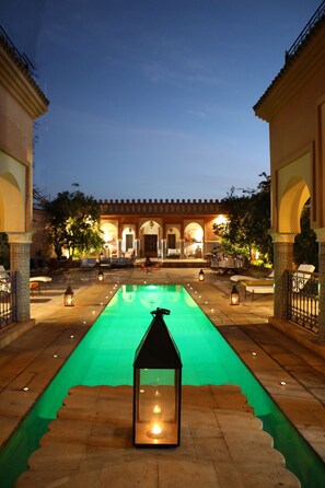 Outdoor pool - Magnificent Luxury Riad - 700 M² (700 sq. ft.) (DOUAR BOU AZZA)