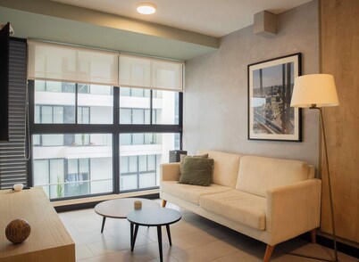 w* | Centric 1BR in San Isidro