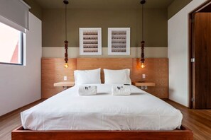 3 chambres, fer et planche à repasser, lit de bébé portatif, Wi-Fi