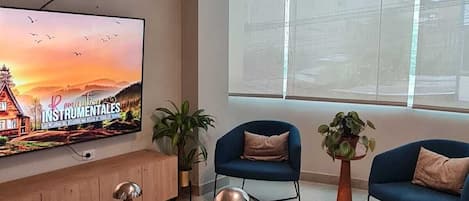 Televisión de 32 pulgadas con canales por cable