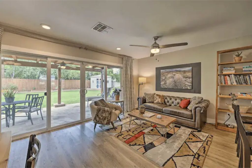 Walkable family/dog friendly retreat in Arcadia!