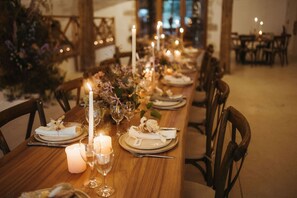 Dining - 15th century French castle within 260 acre estate (Pérignac)