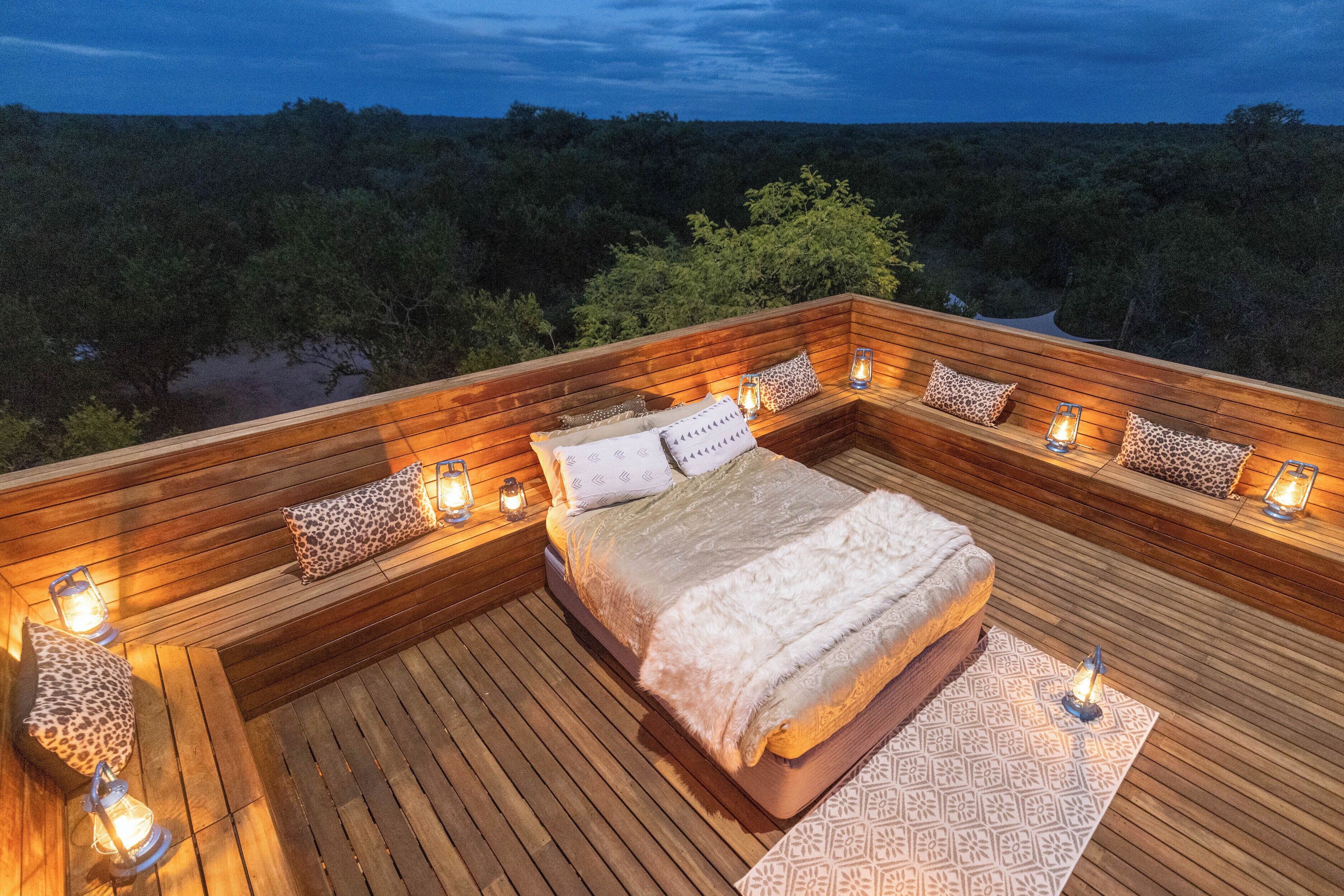 Panoramic Room | Egyptian cotton sheets, premium bedding, down comforters, pillowtop beds