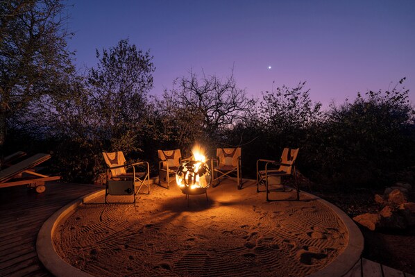 Family Room | Terrace/patio