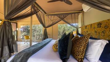 Egyptian cotton sheets, premium bedding, down duvets, pillow-top beds