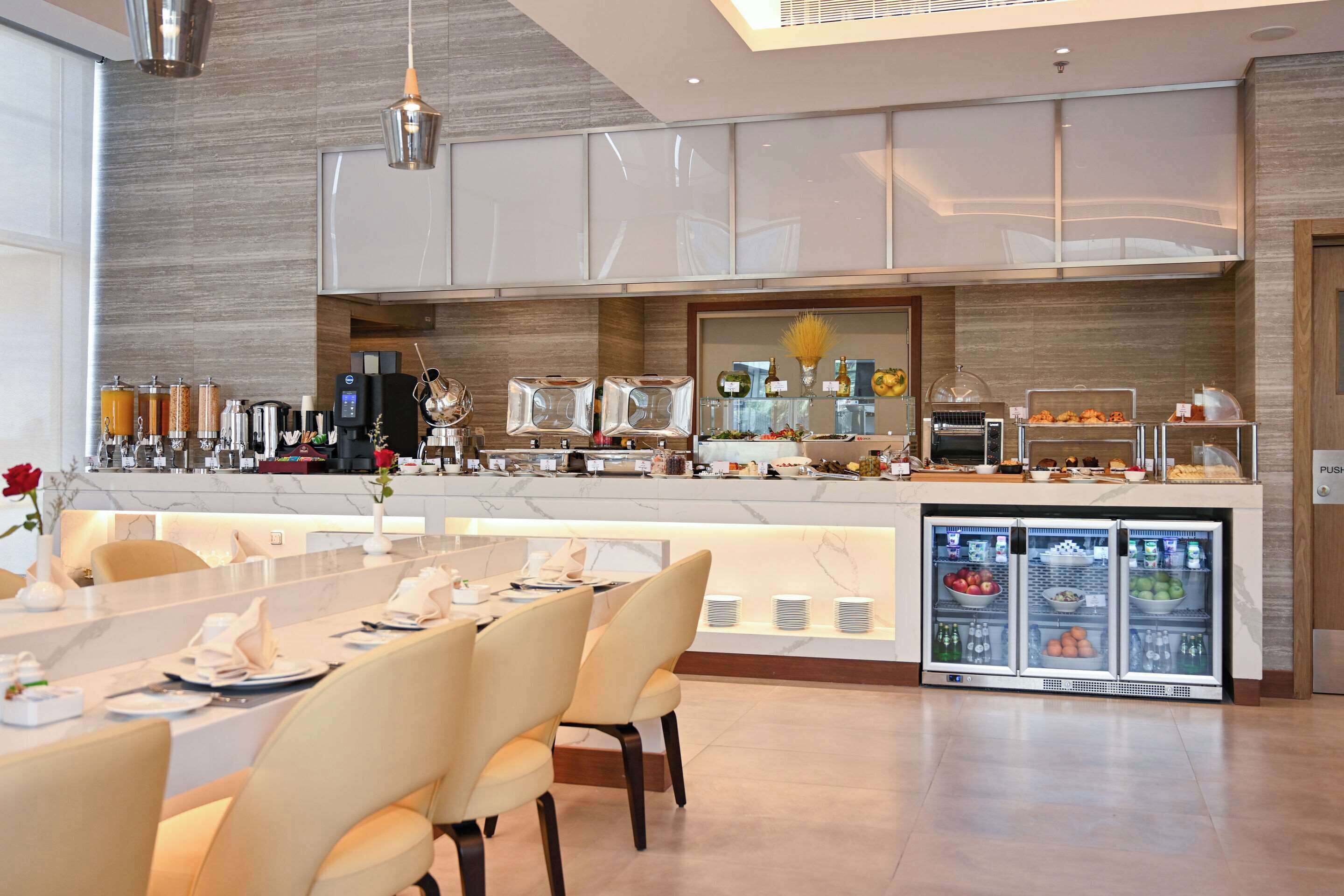 Breakfast area