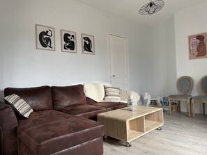 Living area - Appartement Place to be (Magenta)