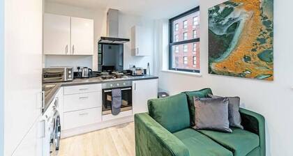 Three Bed Serviced Apartment Preston