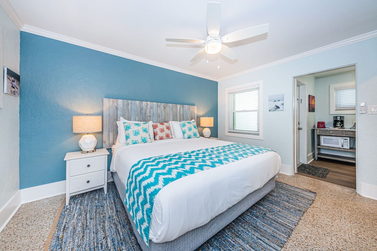 1 bedroom, free WiFi, bed sheets