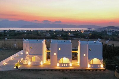 Santo Concept Luxury White Villa with Pool & outdoor Jacuzzi Sea Views