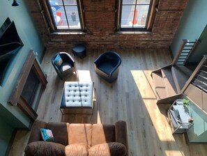 Living area - Historic Loft/Charlotte Suite/Starved Rock/Utica (North Utica)