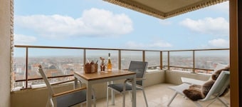 Huswell - Apartment with fantastic view, terrace and parking