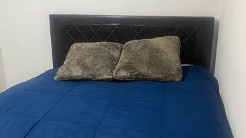 Classic Room | Free WiFi, bed sheets