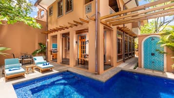 Alberca al aire libre