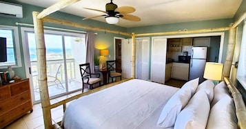 Habitación Deluxe, vistas al mar | Wifi gratis, decoración individual, mobiliario individual