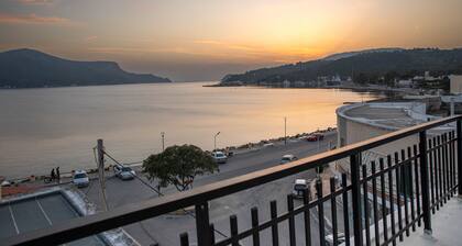 White Heaven Marina View. Studio Near the Lakki Port.