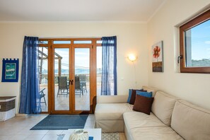 Living area - Karoti 5a, 2 bedrooms with private pool in a complex (Karoti)