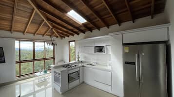 Deluxe Room | Private kitchenette