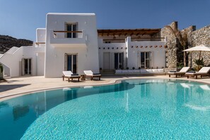 Villa, fumeur | 7 chambres