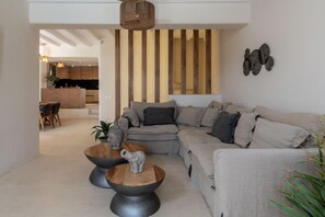 7 bedrooms - Island Times Villa by Unique Villas Collection (Mykonos)